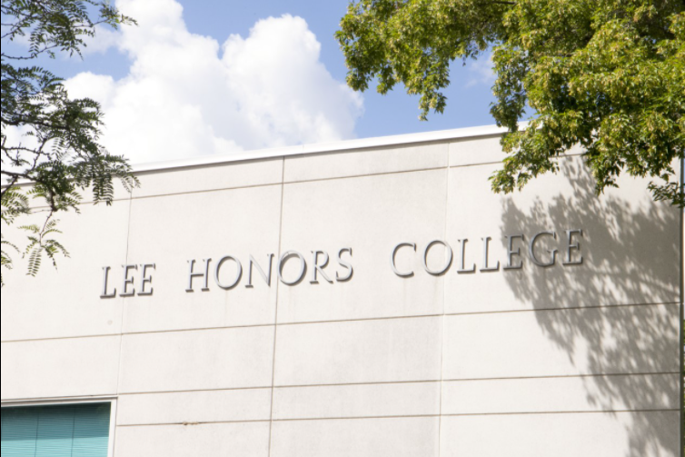 Lee Honors College